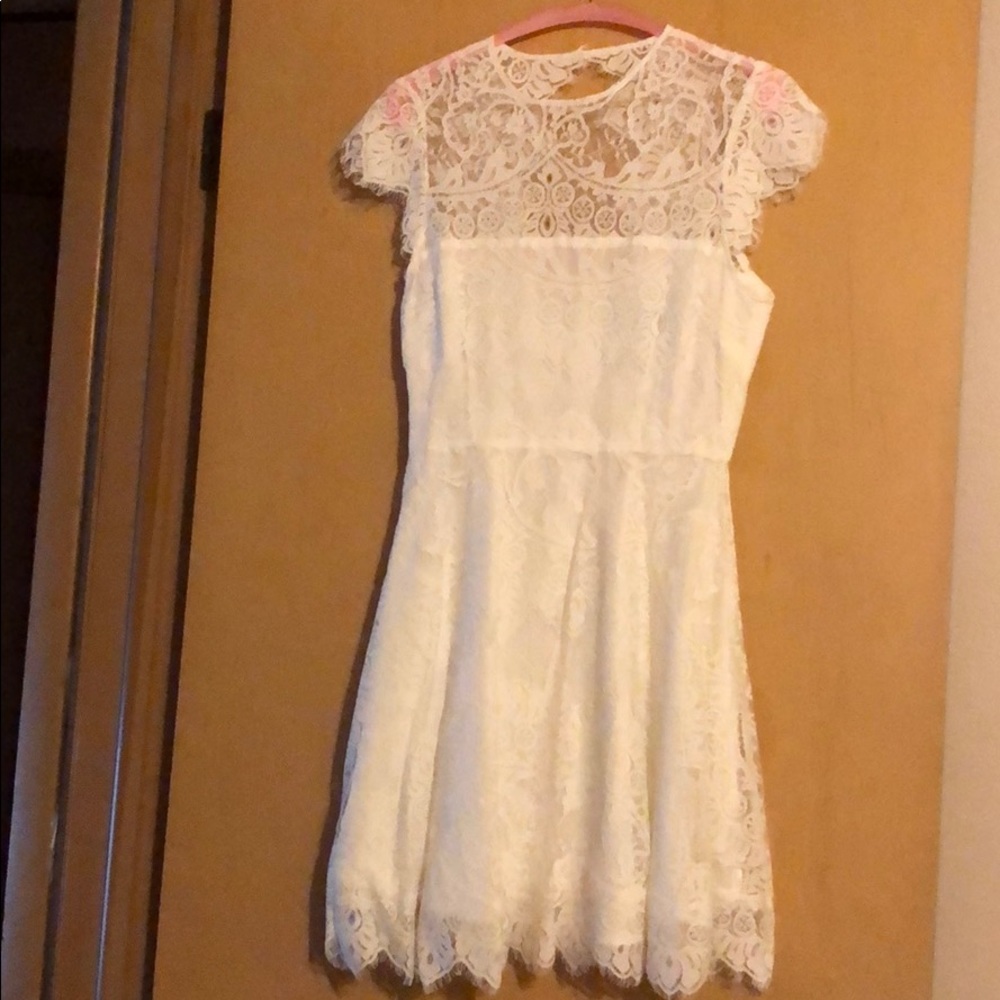 White lace BB Dakota dress